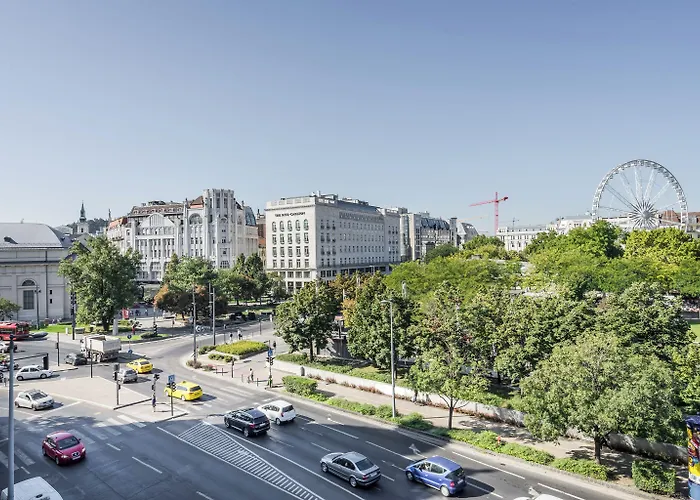 Budapest Eye- Boutique Suites, By Bqa